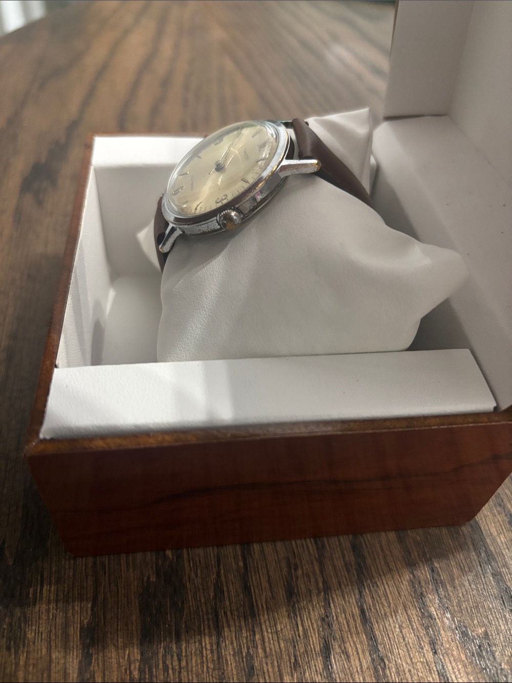 Vintage 1964 Timex Self-Wind - Picture 4 of 8